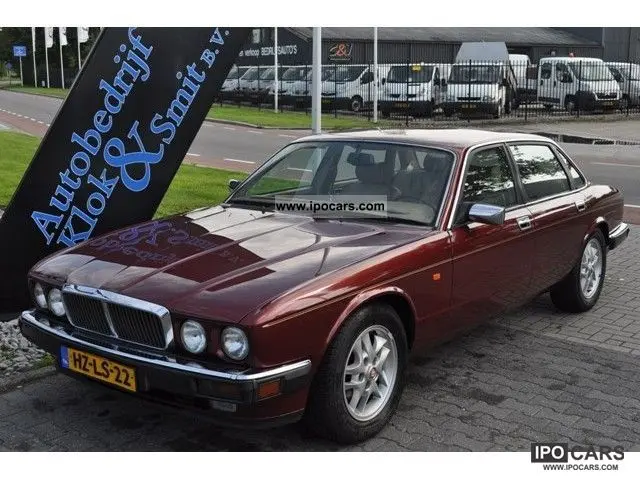 Jaguar XJ XJ 3.2 6