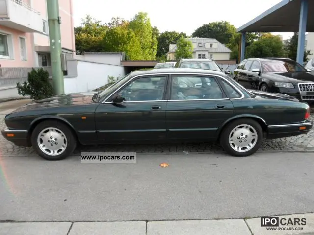 Jaguar XJ XJ 3.2 Executive 3