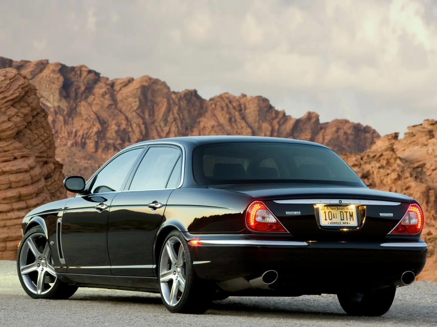 Jaguar XJ XJ 4.2 V8 Long Daimler Super 1