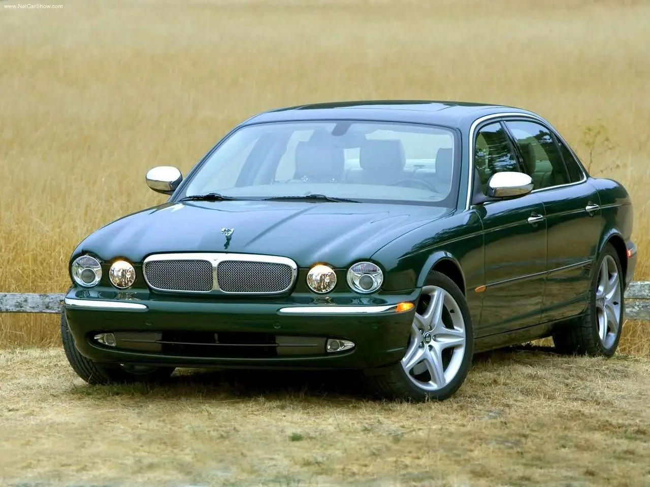 Jaguar XJ XJ 4.2 V8 Long Daimler Super 7