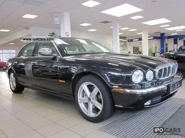 Jaguar XJ XJ 4.2 V8 Long Daimler Super 7