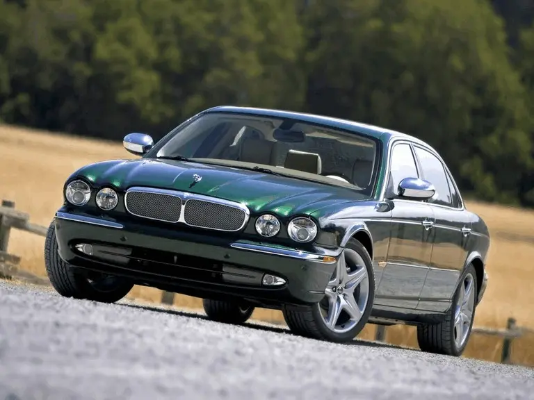 Jaguar XJ XJ 4.2 V8 Long Daimler Super 7