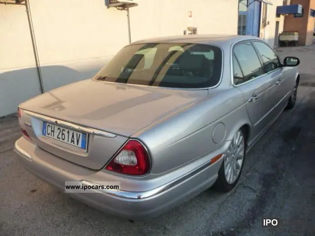 Jaguar XJ XJ 4.2 V8 S/C Super 6