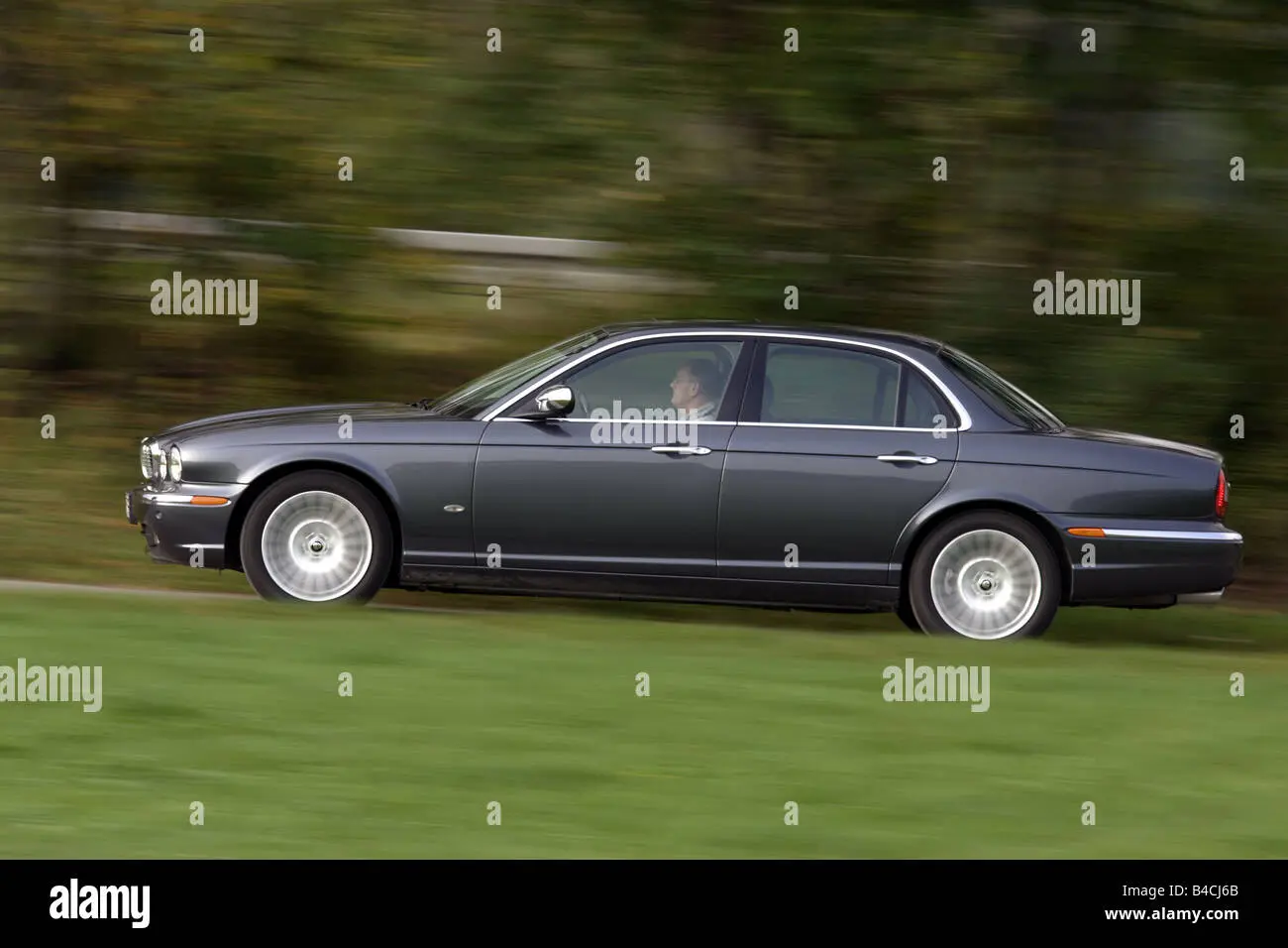 Jaguar XJ6 XJ6 2.7 D Luxury 0