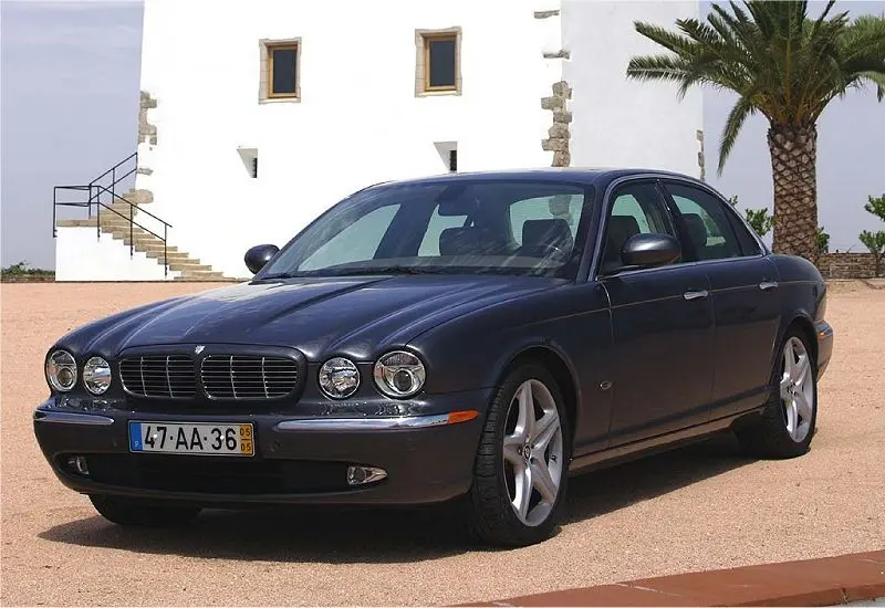 Jaguar XJ6 XJ6 2.7 D Luxury 1