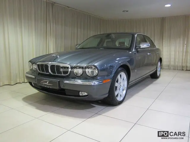 Jaguar XJ6 XJ6 2.7 D Luxury 4