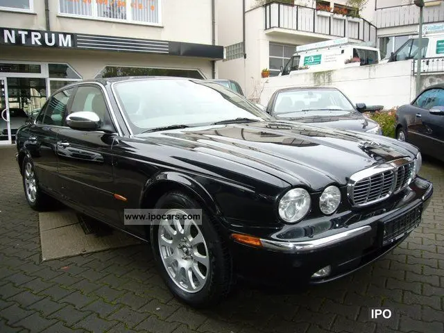 Jaguar XJ6 XJ6 3.0 V6 Executive 0