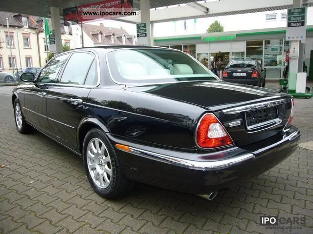 Jaguar XJ6 XJ6 3.0 V6 Executive 3