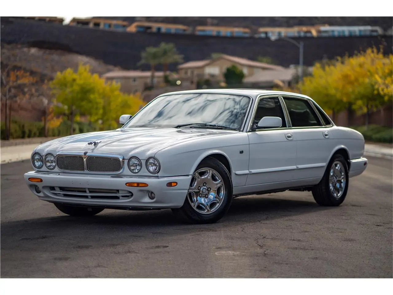 Jaguar XJ XJ8 3.5 V8 Executive 0