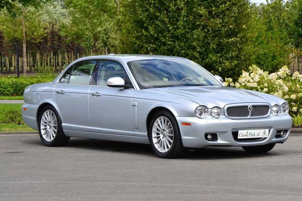 Jaguar XJ XJ8 3.5 V8 Executive 5