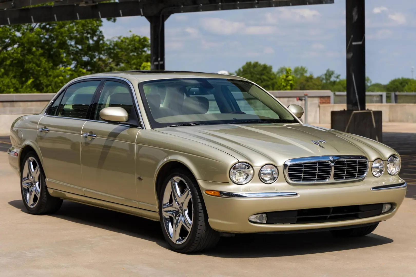 Jaguar XJ XJ8 3.5 V8 Sovereing 3