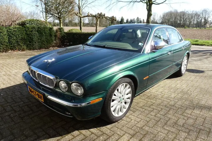 Jaguar XJ XJ8 4.2 V8 Executive 5