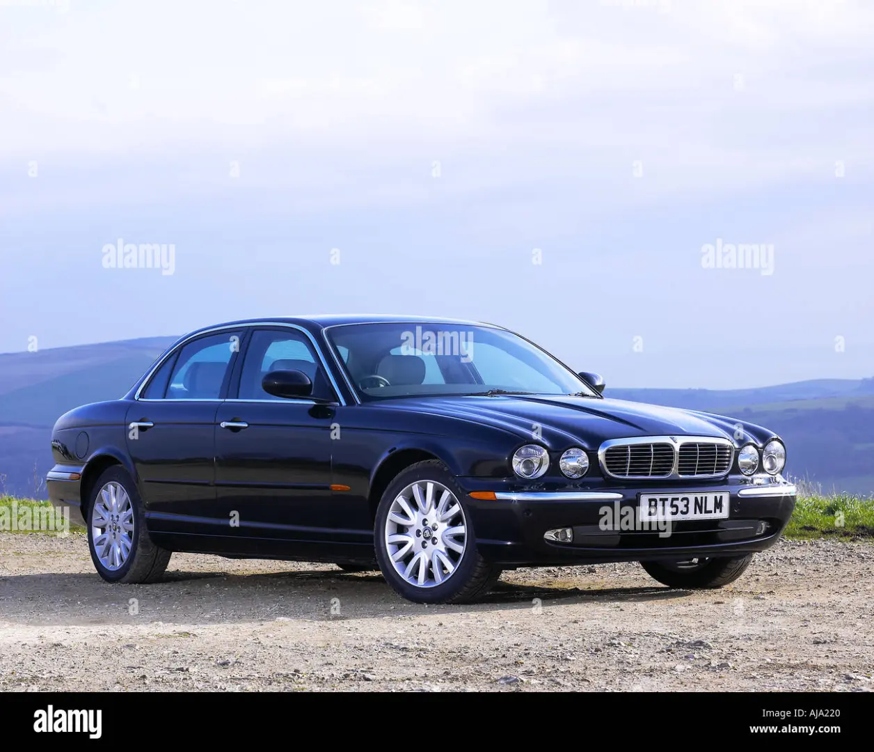 Jaguar XJ XJ8 4.2 V8 Executive 3