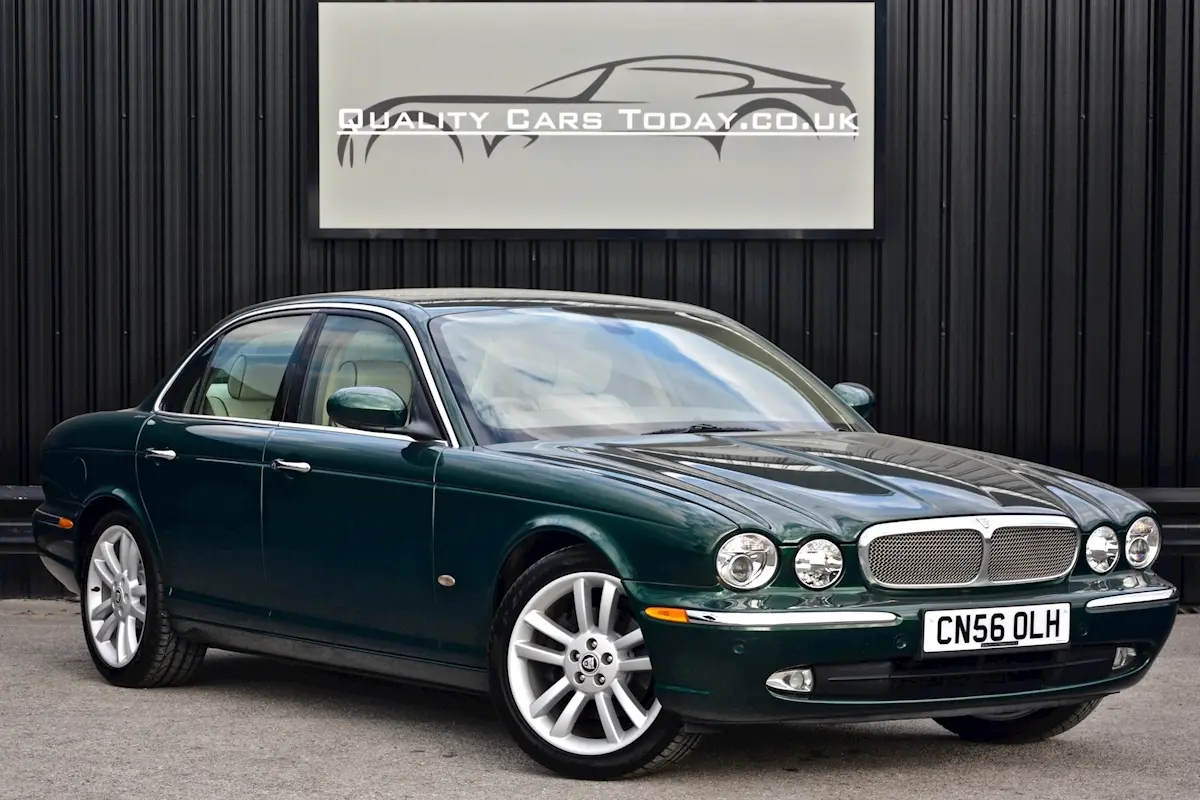 Jaguar XJ XJ8 4.2 V8 Sovereing 0