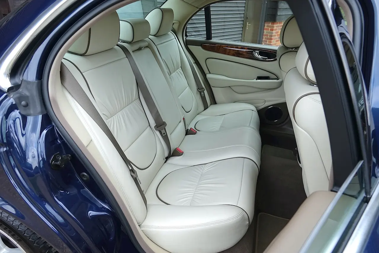 Jaguar XJ XJ8 4.2 V8 Sovereing 4