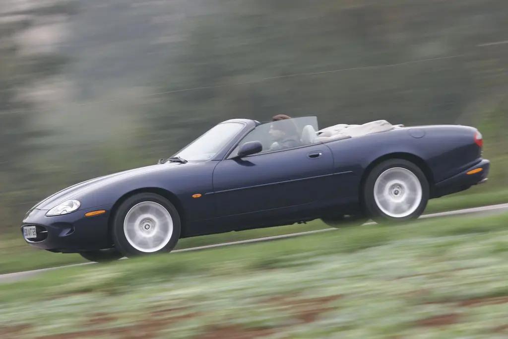 Jaguar XK8 XK8 4.0 3
