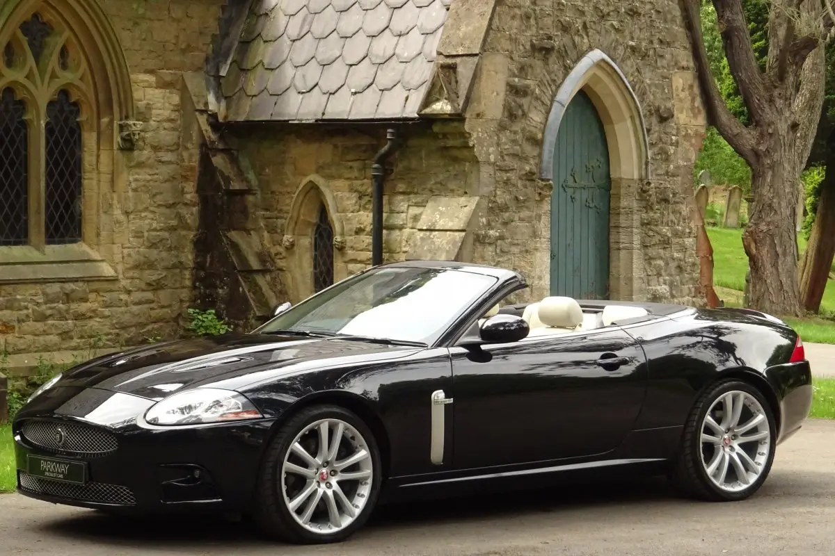 Jaguar XKR XKR 4.2 L V8 S/C 1
