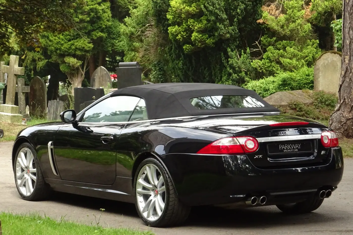Jaguar XKR XKR 4.2 L V8 S/C 6