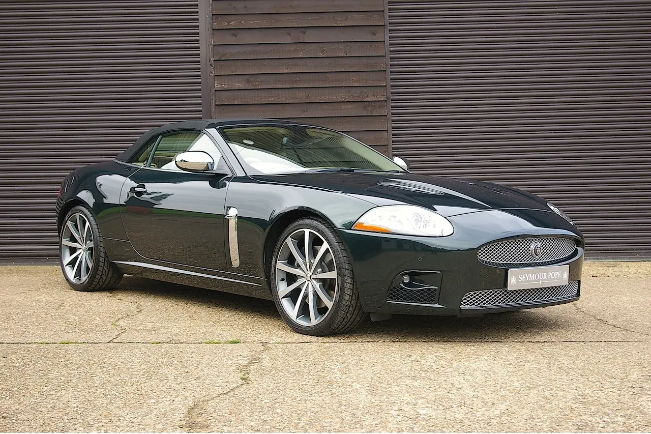 Jaguar XKR XKR 4.2 L V8 S/C 5
