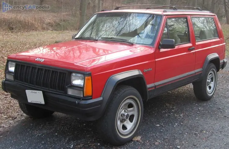 Jeep Cherokee Cherokee 2.1 TD Base 1
