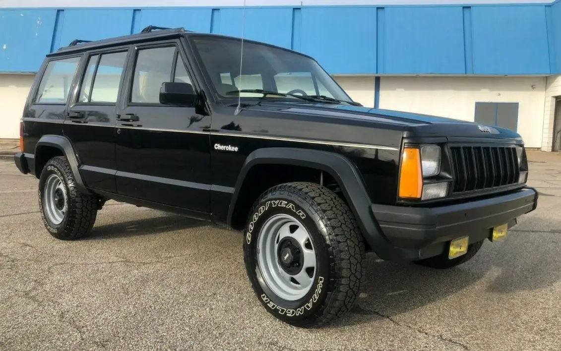 Jeep Cherokee Cherokee 2.5 2