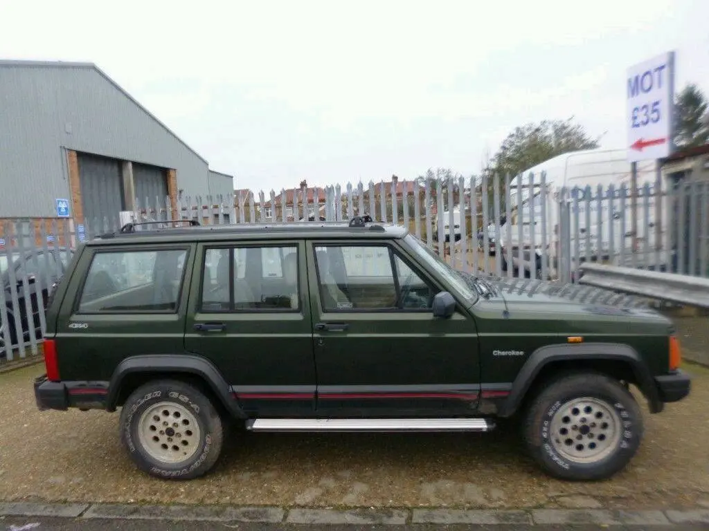 Jeep Cherokee Cherokee 2.5 TD 6