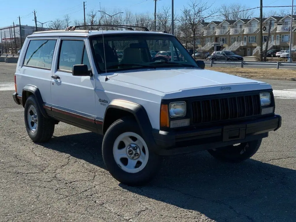 Jeep Cherokee Cherokee 2.5 TD Sport 4