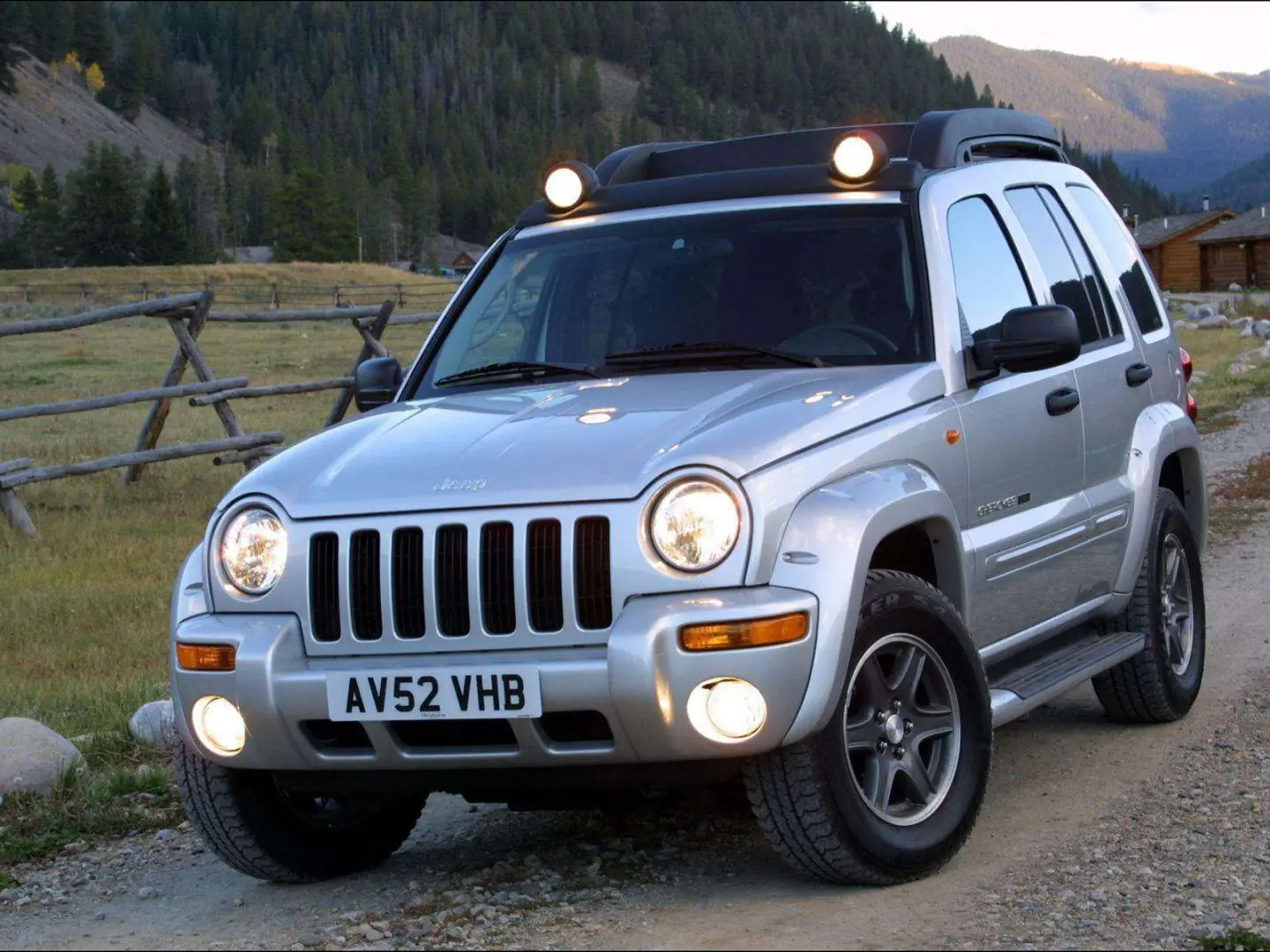 Jeep Cherokee Cherokee 3.7 Renegade 4