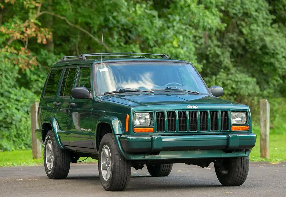 Jeep Cherokee Cherokee 4.0 Classic 0