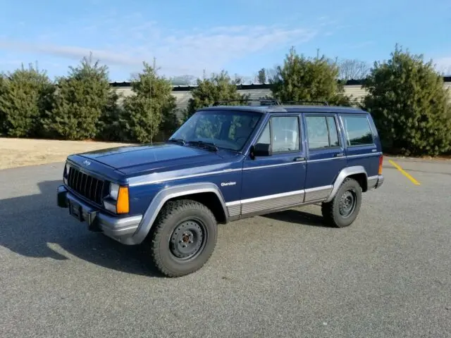 Jeep Cherokee Cherokee 4.0 Country 6