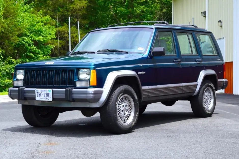 Jeep Cherokee Cherokee 4.0 Country 3