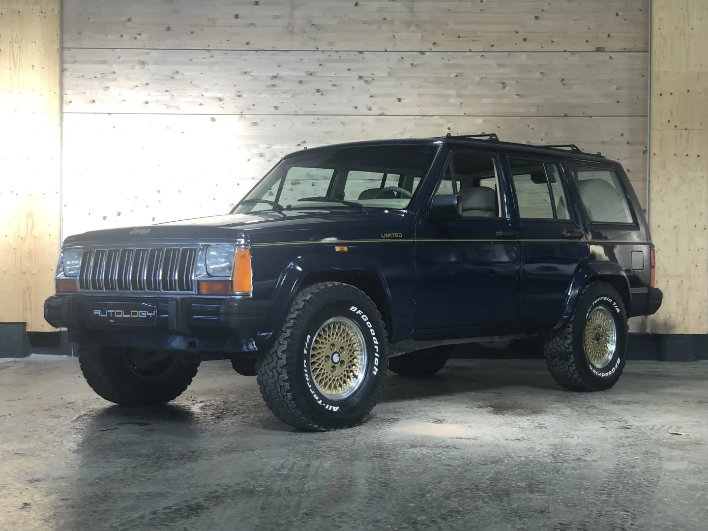 Jeep Cherokee Cherokee 4.0 Limited 5