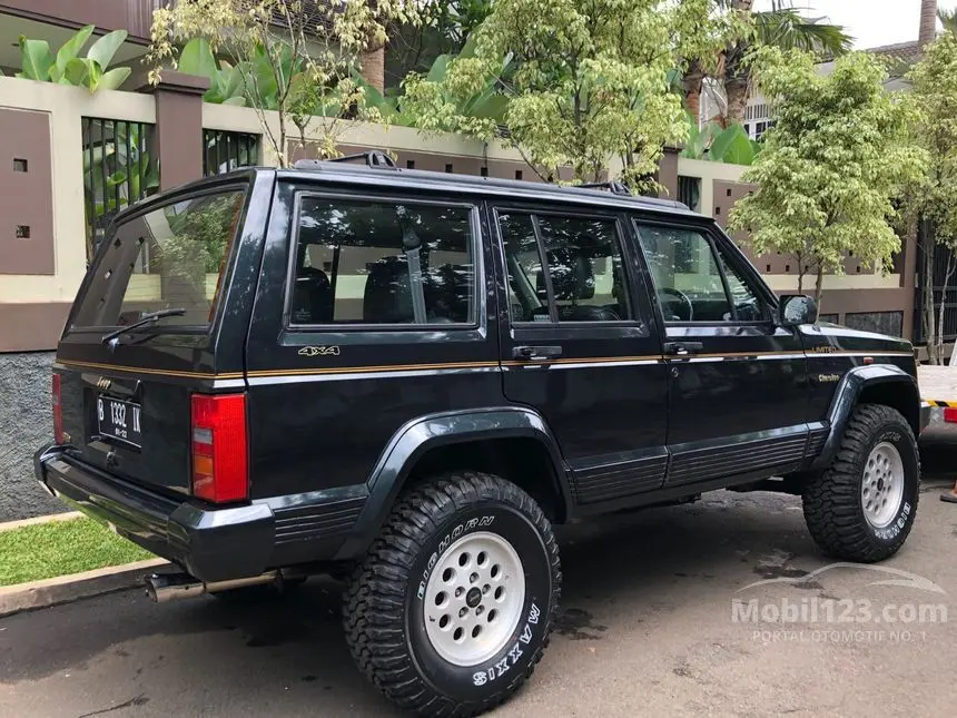 Jeep Cherokee Cherokee 4.0 Limited 5