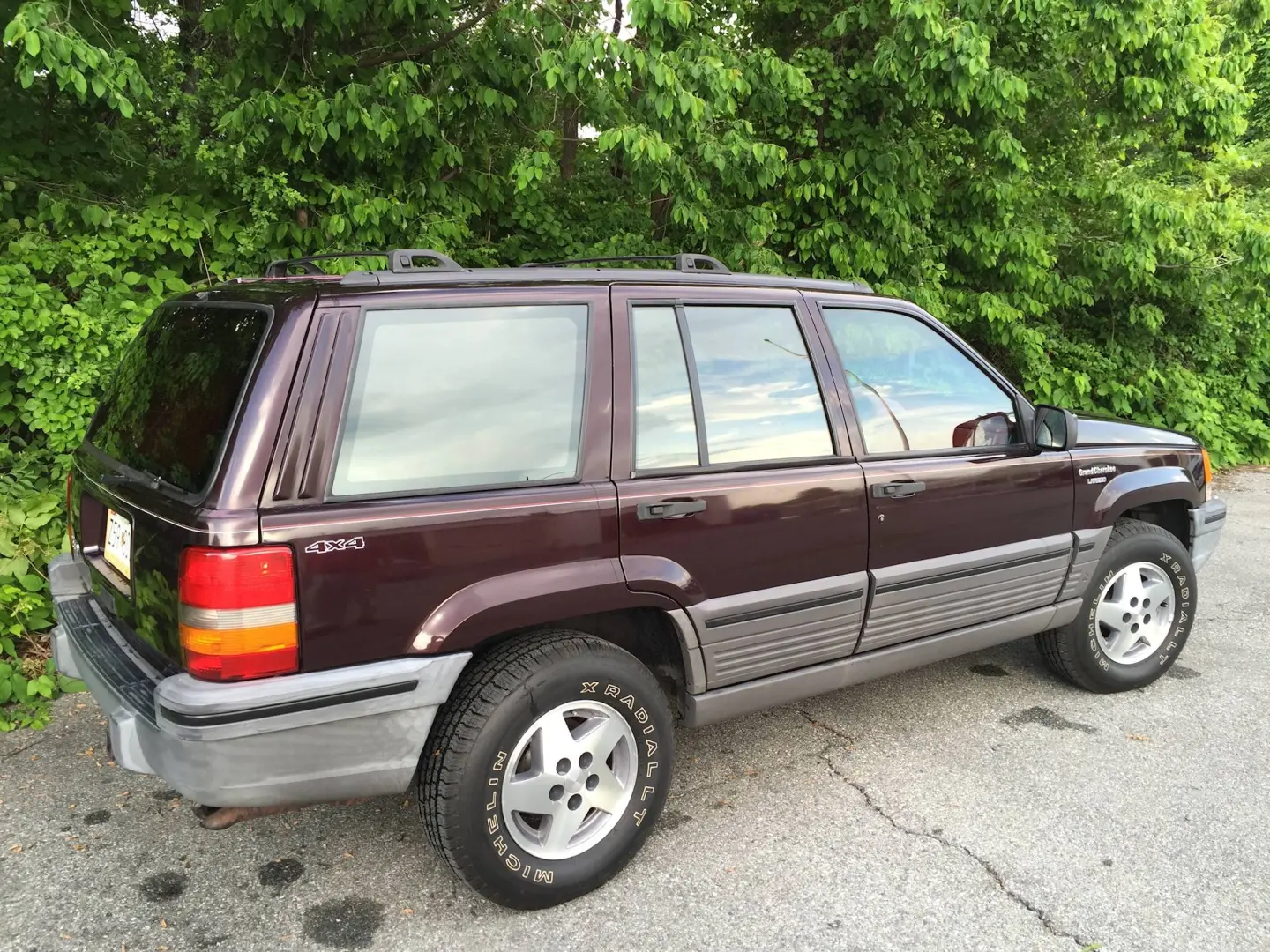 Jeep Grand Cherokee Grand Cherokee 4.0 Laredo 1