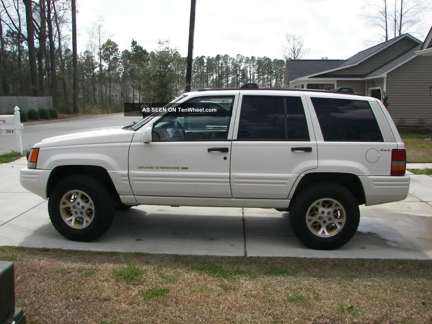 Jeep Grand Cherokee Grand Cherokee 5.9 Limited LX 2