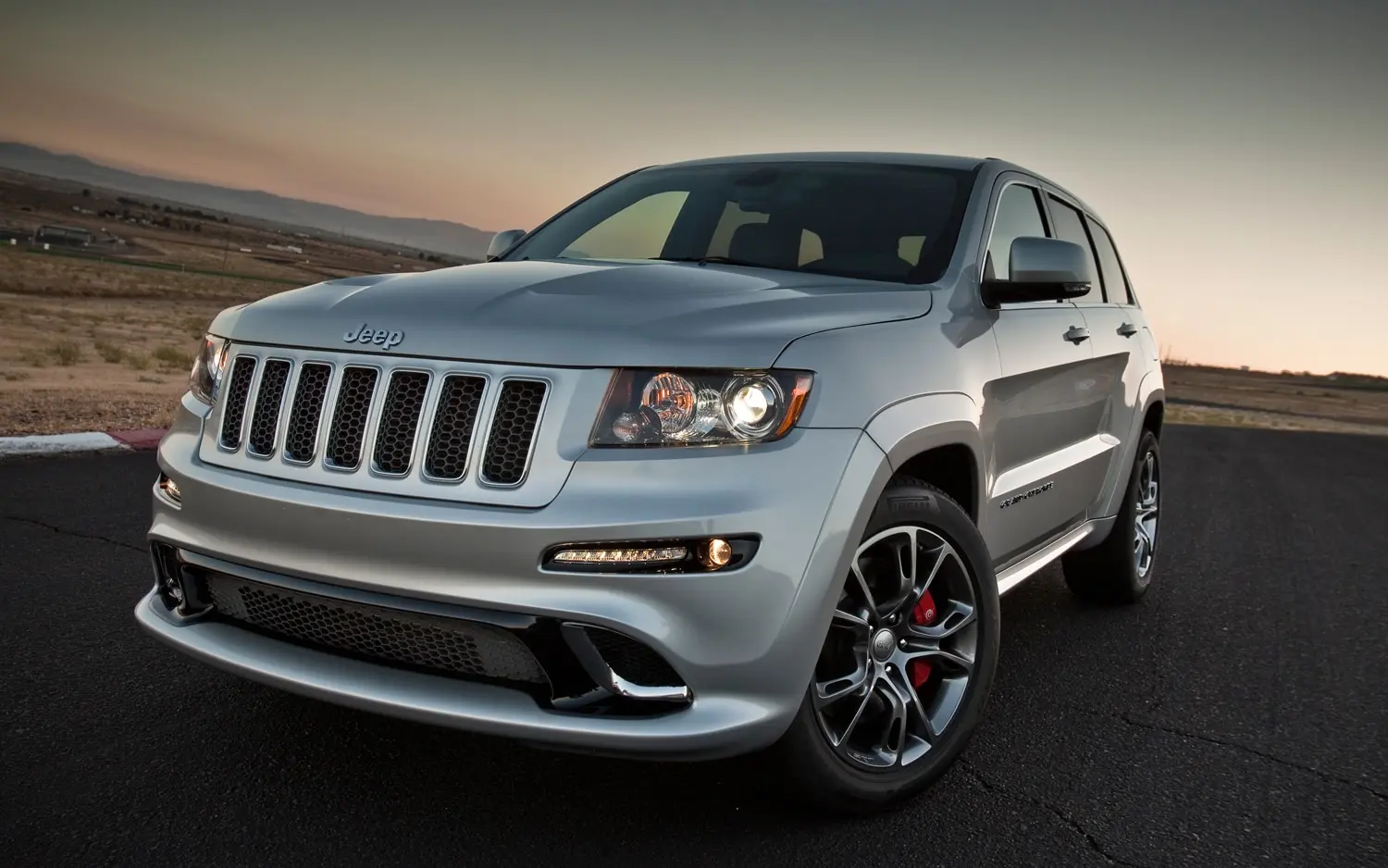 Jeep Grand Cherokee Grand Cherokee 6.4 V8 SRT8 0