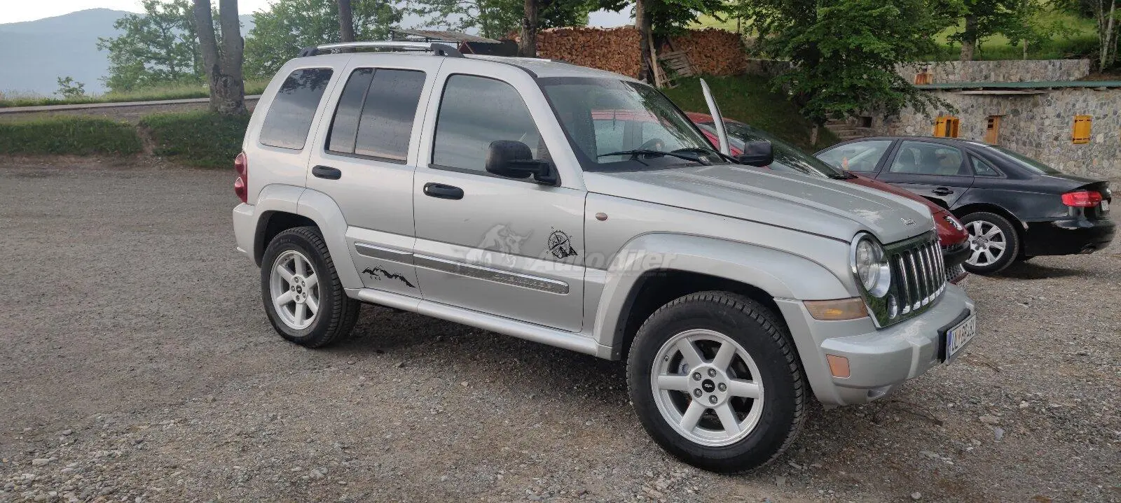 Jeep  Liberty 2.8 CRD 4