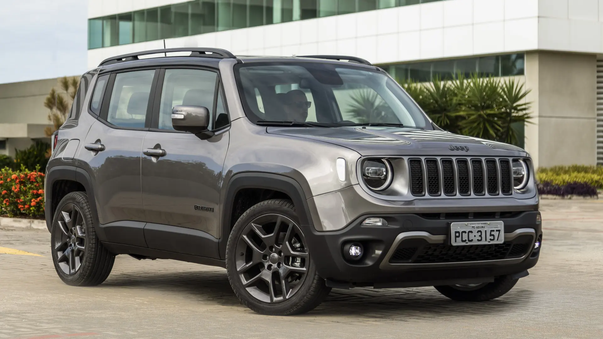 Jeep Renegade Renegade 1.4 L MultiAir2 Turbo 4x2 Longitude Premium 5