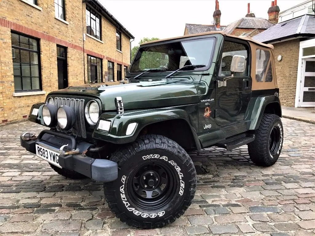 Jeep Wrangler Wrangler Sahara 4.0 Hard Top 6