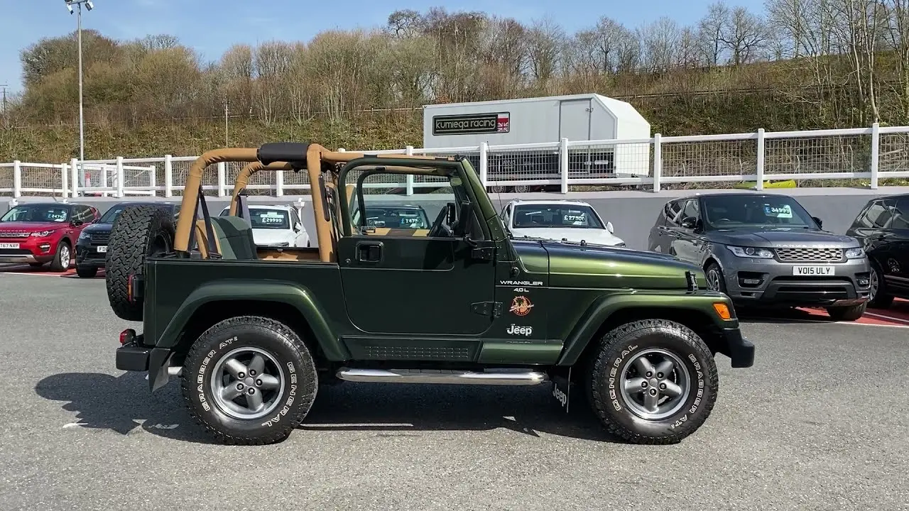 Jeep Wrangler Wrangler Sahara 4.0 Soft Top 2