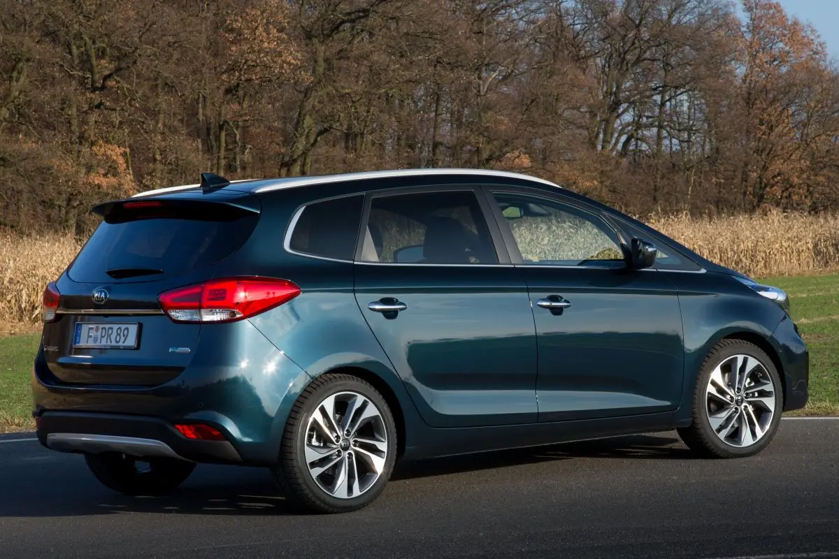 Kia Carens Carens 1.6 EX 5