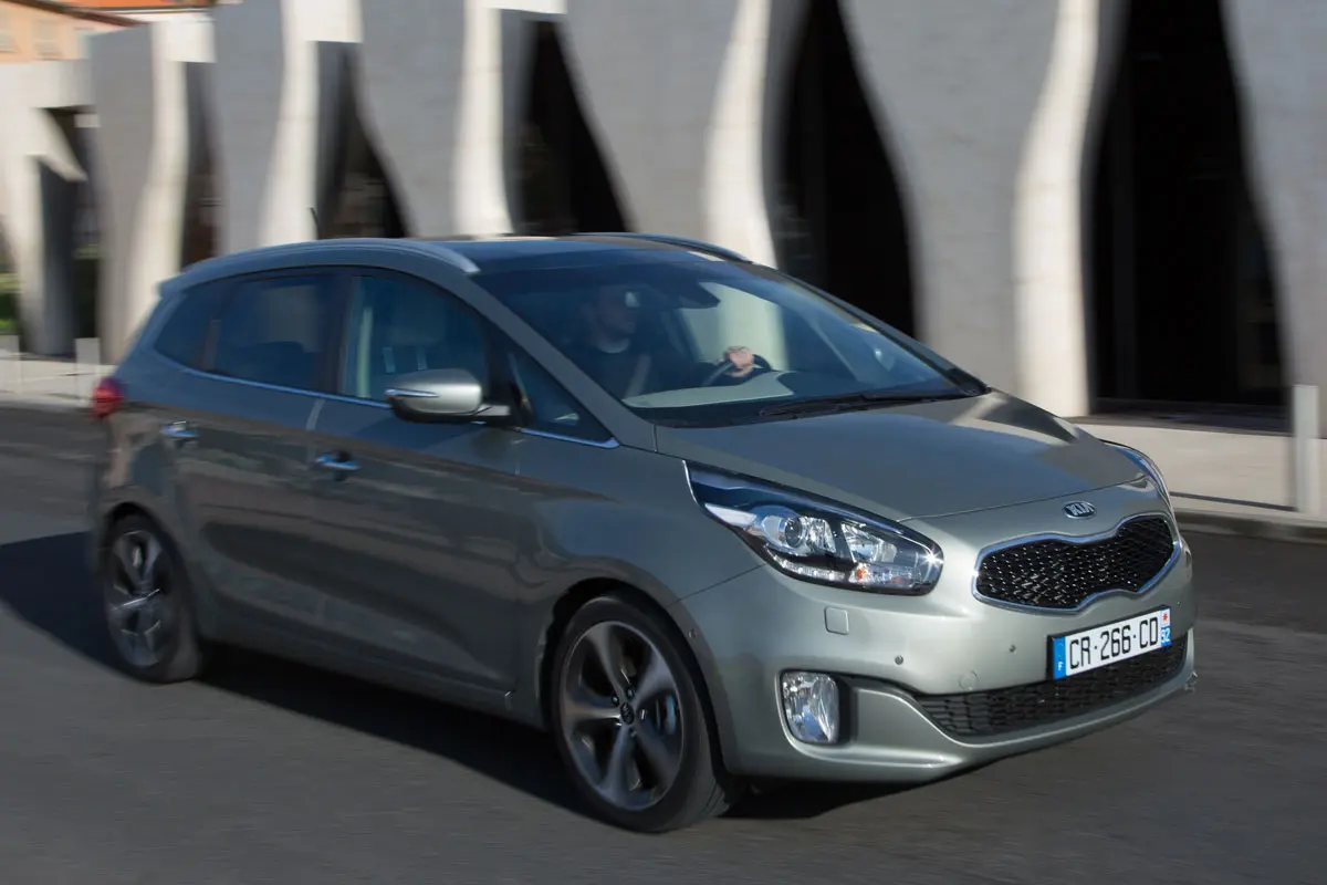 Kia Carens Carens 1.6 EX 1
