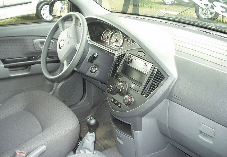 Kia Carens Carens 2.0 CRDI LX 2