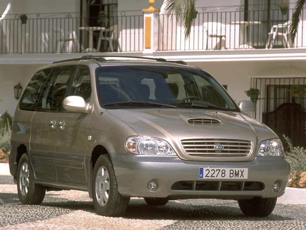 Kia Carnival Carnival 2.5 V6 LS 6
