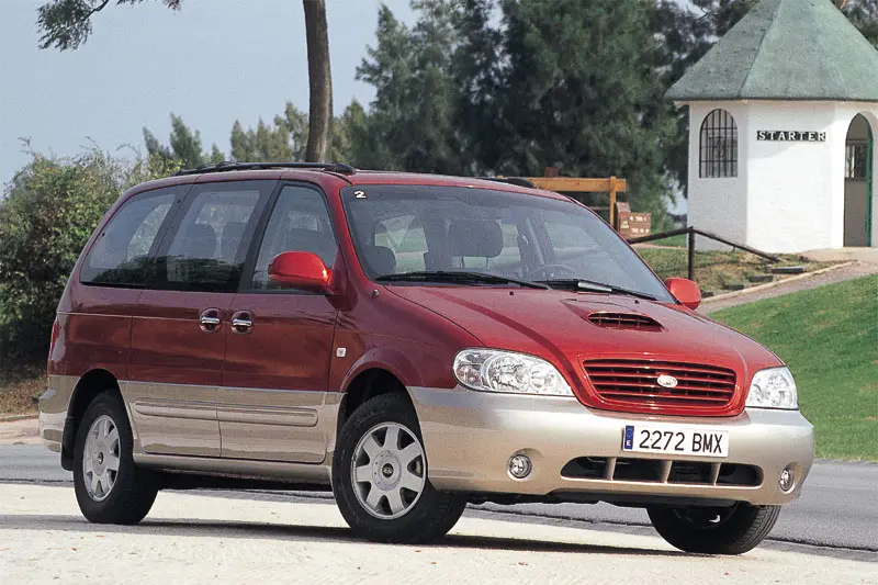 Kia Carnival Carnival 2.5 V6 LS 5