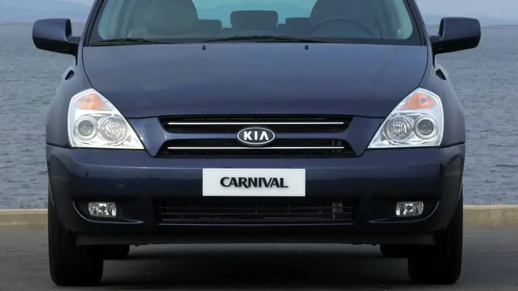 Kia Carnival Carnival 2.9 CRDi EX 5
