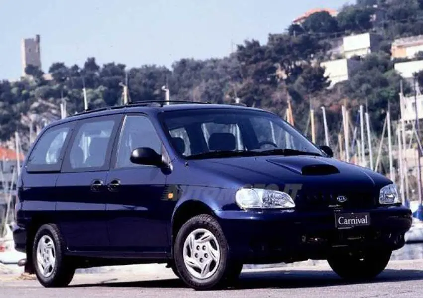 Kia Carnival Carnival 2.9 TD LS 0