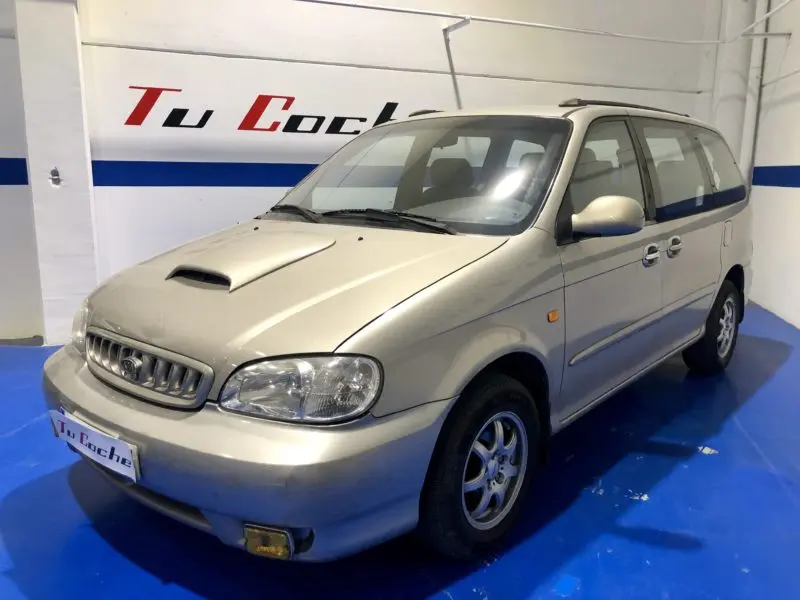 Kia Carnival Carnival 2.9 TD LS Cool 2