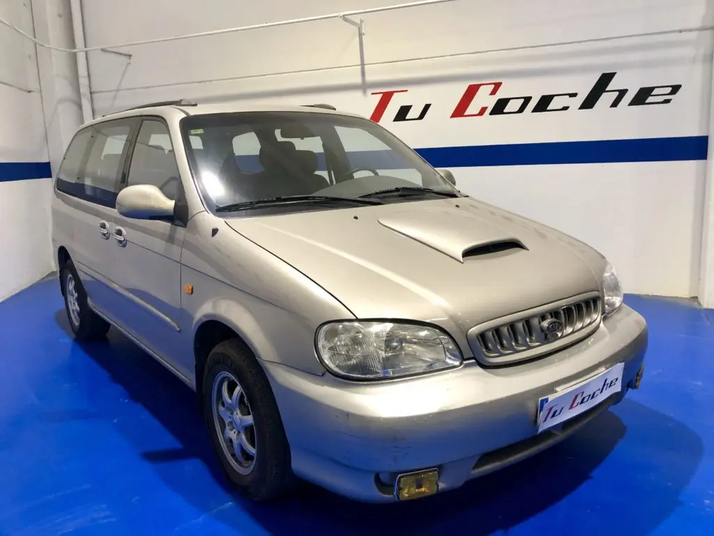 Kia Carnival Carnival 2.9 TD LS Cool 6