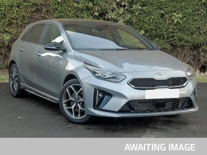 Kia Ceed Ceed 1.4 T-GDI Elegance Sunroof DCT 3